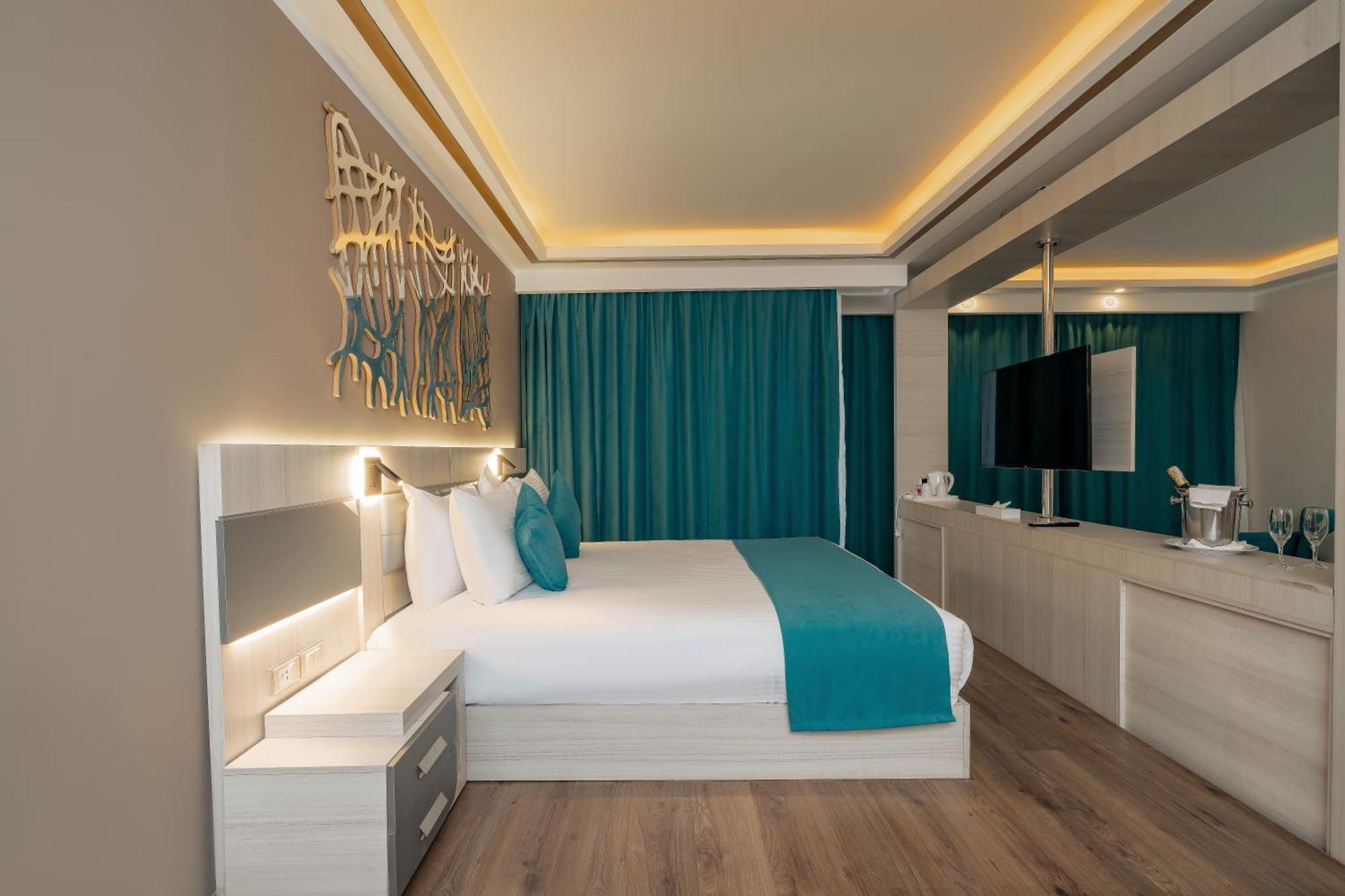 Sirena Beach Resort & Spa Marsa Alam Esterno foto